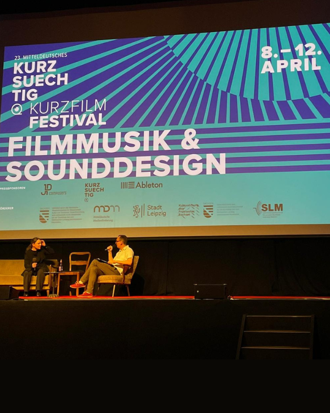 Mehr über den Artikel erfahren Finale beim Filmmusik & Sounddesign Wettbewerb des Kurzsuechtig Kurzfilm Festivals